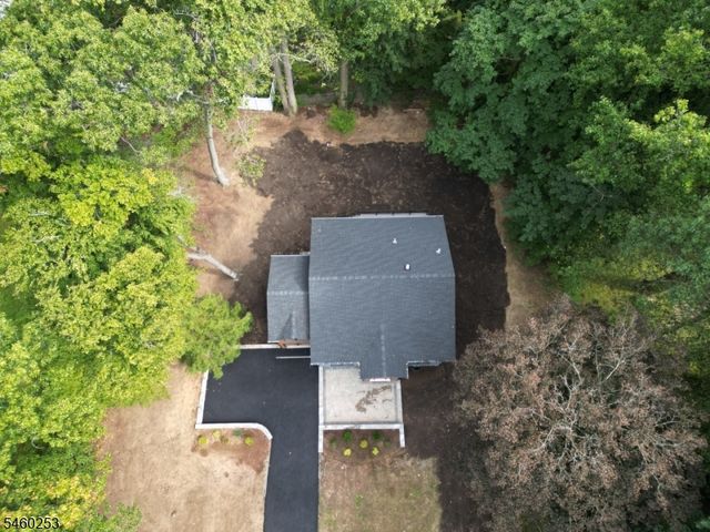 39 Woodcrest Rd, Parsippany-troy Hills Twp., NJ 07005