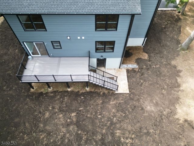 39 Woodcrest Rd, Parsippany-troy Hills Twp., NJ 07005