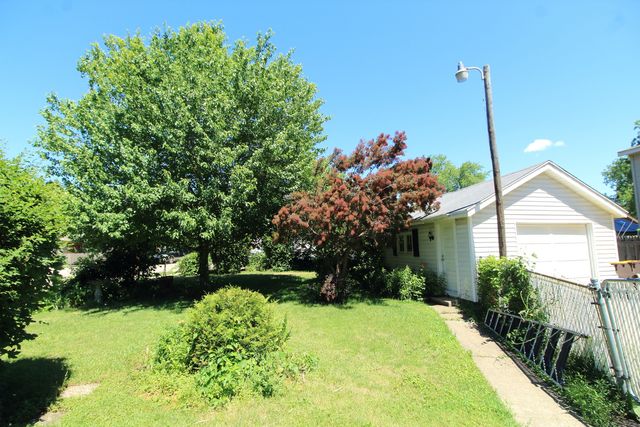 712 E Hurlbut Avenue, Belvidere, IL 61008