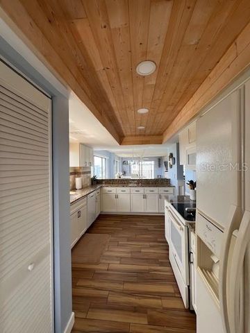 650 ISLAND WAY 708, Clearwater Beach, FL 33767