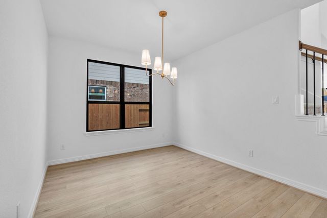 14803 Mission Avenue, Mont Belvieu, TX 77523