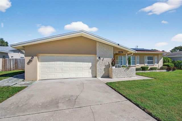 1576 ROSERY ROAD NE, Largo, FL 33770