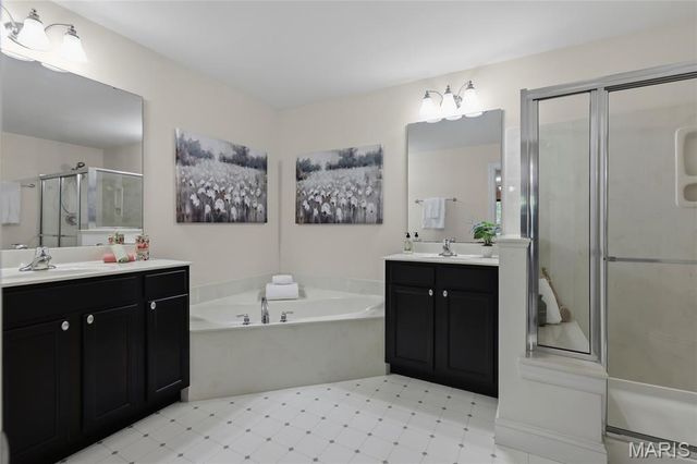 14301 Gatwick Court, Chesterfield, MO 63017