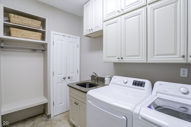 6322 Columbia Circle, Fishers, IN 46038