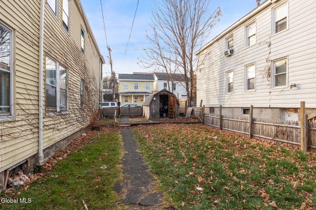 4 Congress Street, Cohoes, NY 12047