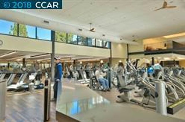 1232 Skycrest Drive 2, Walnut Creek, CA 94595