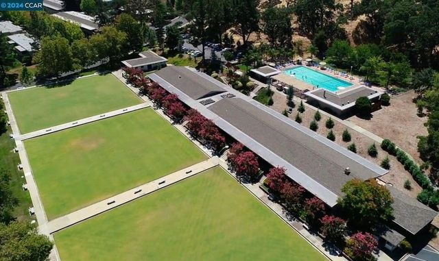 1232 Skycrest Drive 2, Walnut Creek, CA 94595