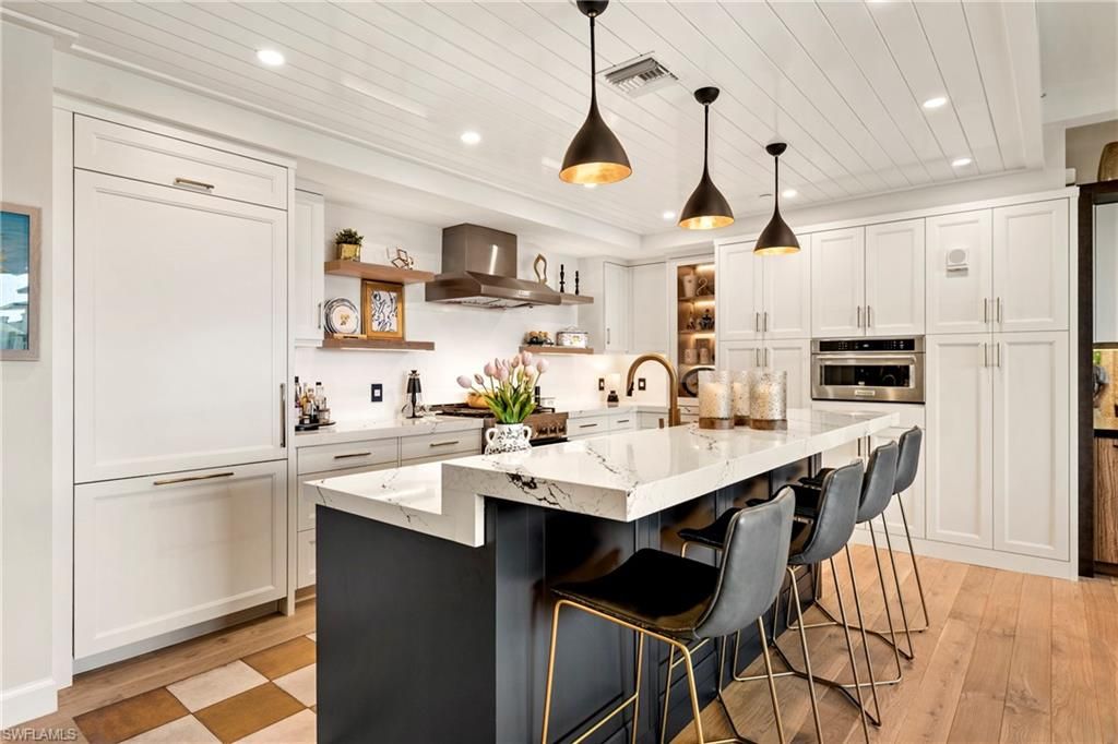 1125 Central AVE 560, NAPLES, FL 34102 — photo 4