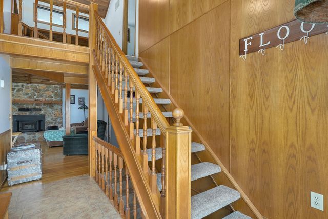 5725 S Farm Rd 131, Brookline, MO 65619
