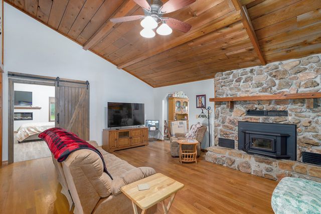 5725 S Farm Rd 131, Brookline, MO 65619
