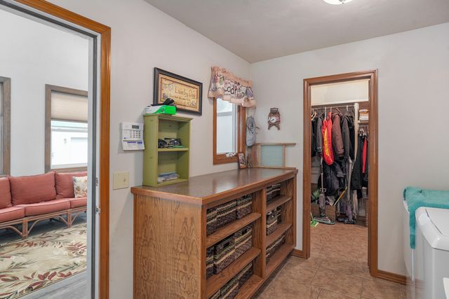 5725 S Farm Rd 131, Brookline, MO 65619