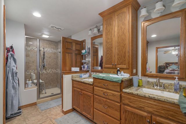 5725 S Farm Rd 131, Brookline, MO 65619