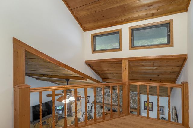 5725 S Farm Rd 131, Brookline, MO 65619