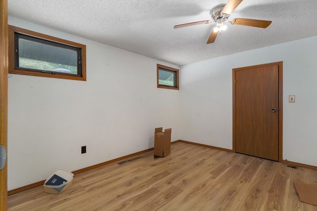 5725 S Farm Rd 131, Brookline, MO 65619