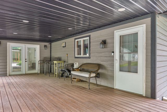 5725 S Farm Rd 131, Brookline, MO 65619