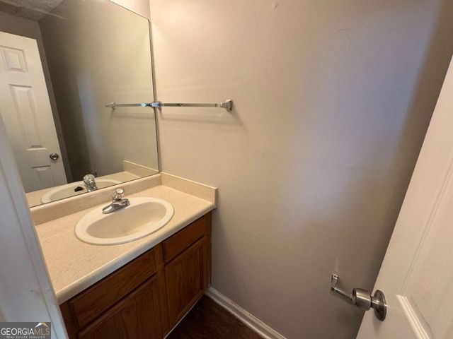 1048 Brandon Lane, Stone Mountain, GA 30083