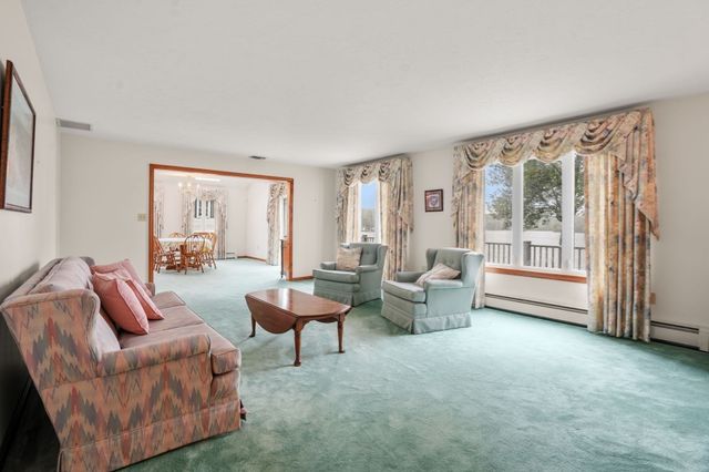49 Singletary Rd, Millbury, MA 01527