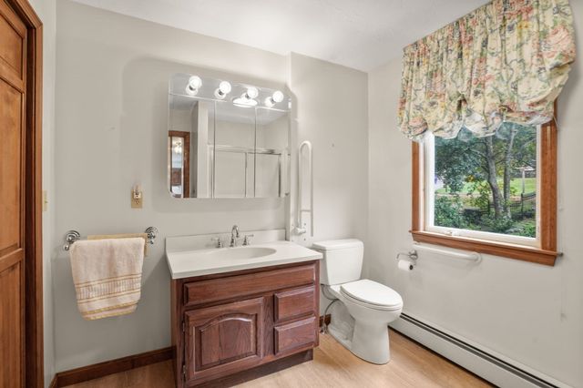 49 Singletary Rd, Millbury, MA 01527