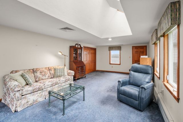 49 Singletary Rd, Millbury, MA 01527