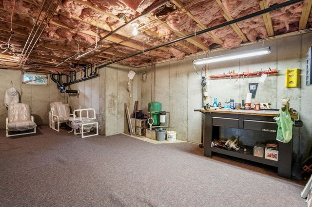 49 Singletary Rd, Millbury, MA 01527