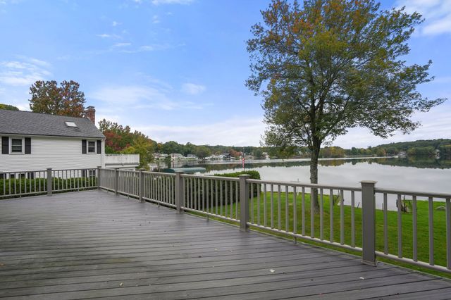 49 Singletary Rd, Millbury, MA 01527