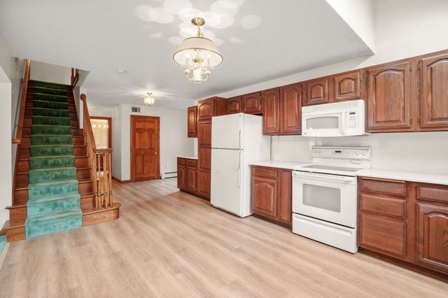 49 Singletary Rd, Millbury, MA 01527