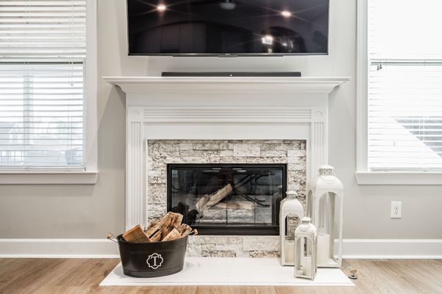 1068 Harvey Springs Dr, Spring Hill, TN 37174