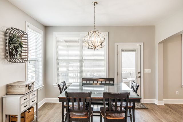 1068 Harvey Springs Dr, Spring Hill, TN 37174