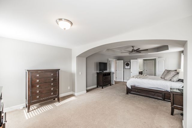 1068 Harvey Springs Dr, Spring Hill, TN 37174