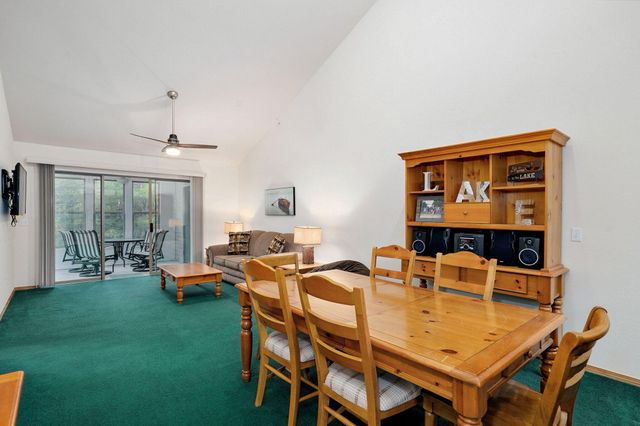 225 Lower Emerald Bay Circle 13, Hollister, MO 65672