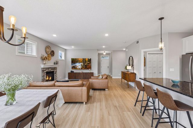 11872 Linden Court N, Lake Elmo, MN 55042