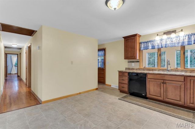 1657 Elizabeth Drive, Arnold, MO 63010