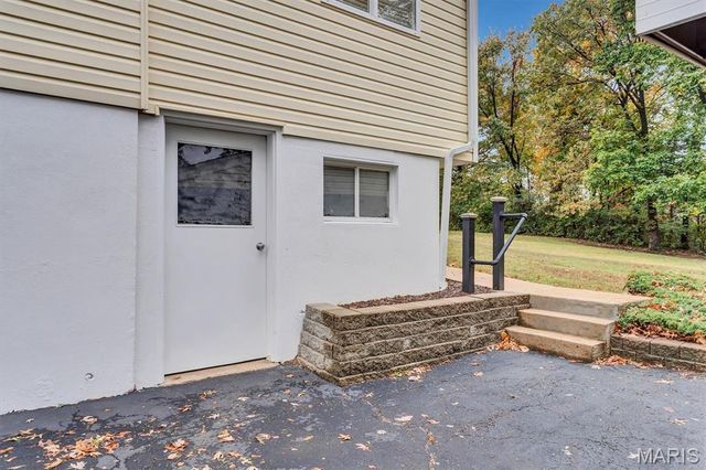 1657 Elizabeth Drive, Arnold, MO 63010