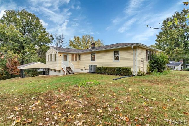 1657 Elizabeth Drive, Arnold, MO 63010