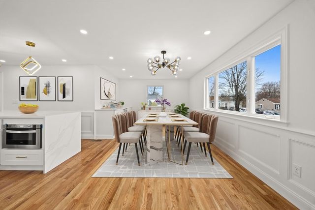 171 Carey Cir, Stoughton, MA 02072