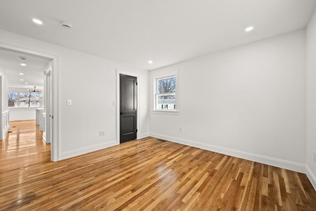 171 Carey Cir, Stoughton, MA 02072