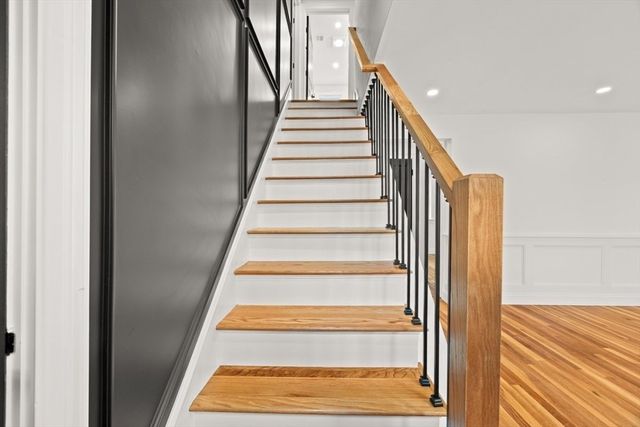 171 Carey Cir, Stoughton, MA 02072