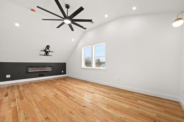 171 Carey Cir, Stoughton, MA 02072