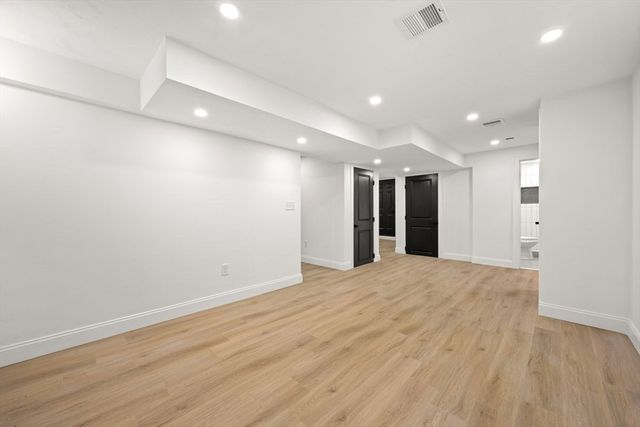 171 Carey Cir, Stoughton, MA 02072