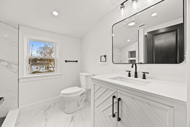 171 Carey Cir, Stoughton, MA 02072