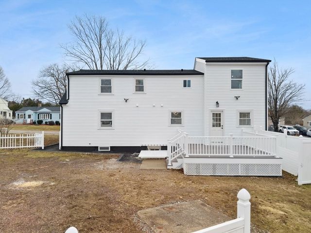 171 Carey Cir, Stoughton, MA 02072