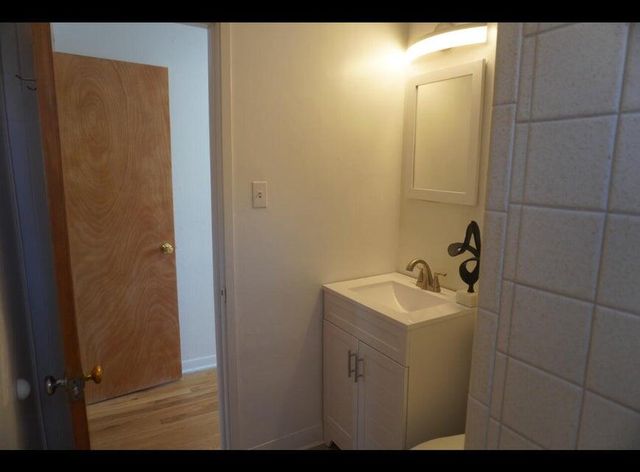 913 California Street SE, Albuquerque, NM 87108