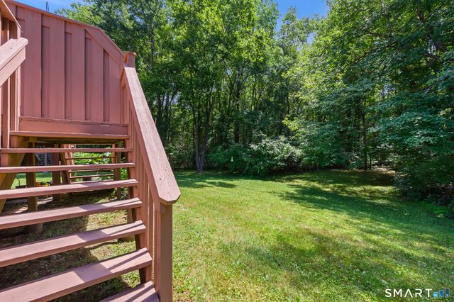 19 Cody Avenue B6, Plainville, CT 06062