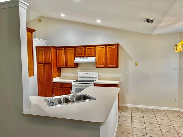 16216 HILLSIDE CIRCLE, Montverde, FL 34756