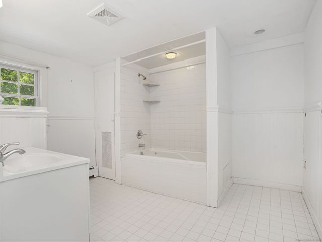 212 Weston Road, Weston, CT 06883