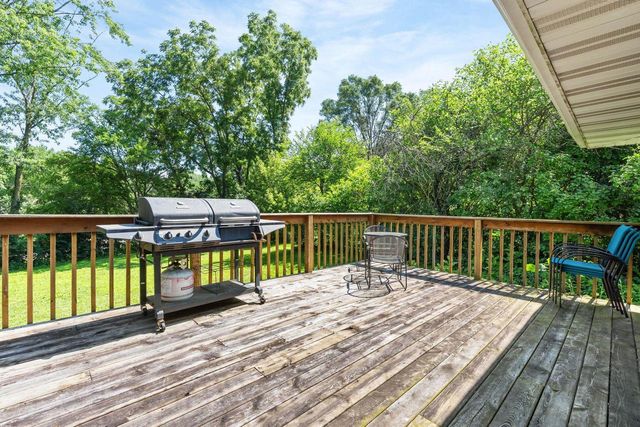 1011 Bay Ridge Road, Madison, WI 53716