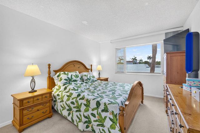 400 S Cypress Road 427, Pompano Beach, FL 33060