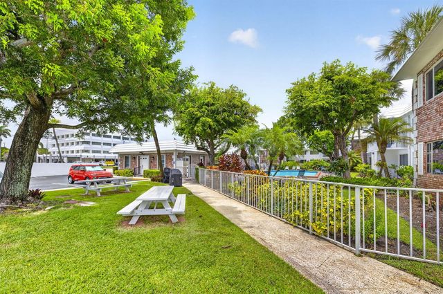 400 S Cypress Road 427, Pompano Beach, FL 33060