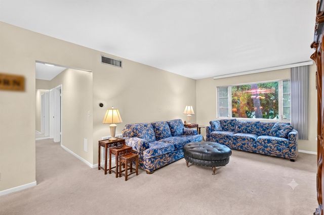 400 S Cypress Road 427, Pompano Beach, FL 33060