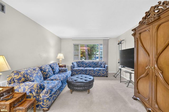 400 S Cypress Road 427, Pompano Beach, FL 33060